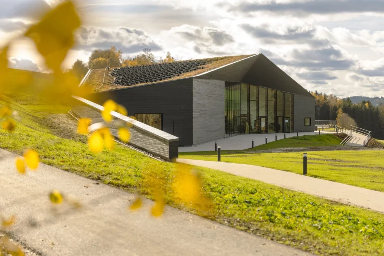 Jahresrückblick – Neues Museumsgebäude, prominente Gäste und steigende Besucherzahlen in Mödlareuth